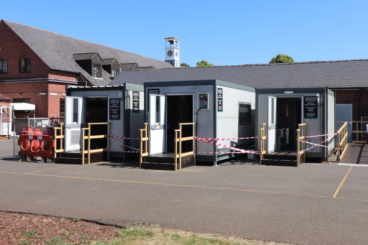 Temporary kitchens for schools